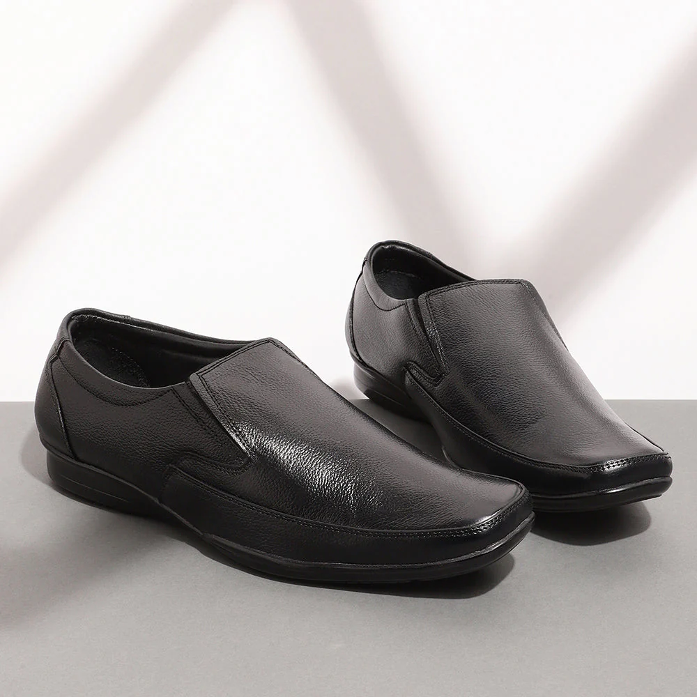 Fortune (Black) Classic Loafer Shoes For Men HOL-18 By Liberty - Image 3