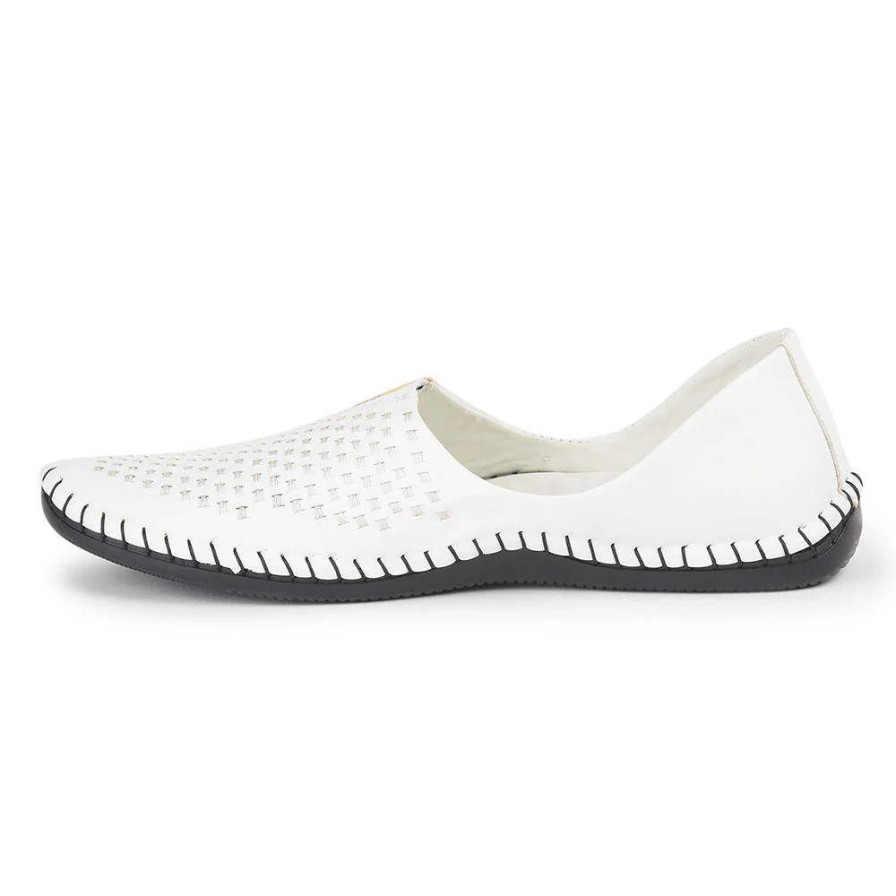 Fortune White Casual Mojari Loafers Shoes For Men AVN-40 By Liberty - Image 3