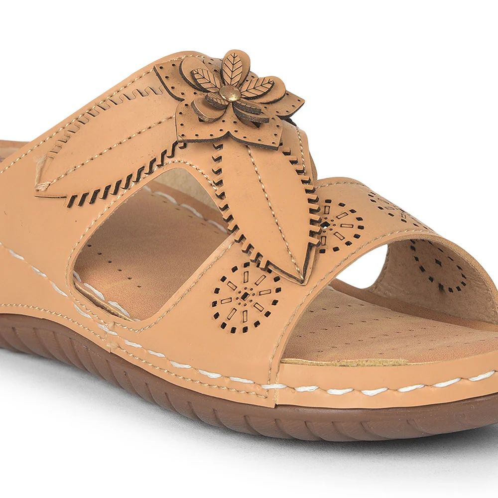 Senorita Casual (Beige) Slippers For Women LAF-755 By Liberty - Image 4