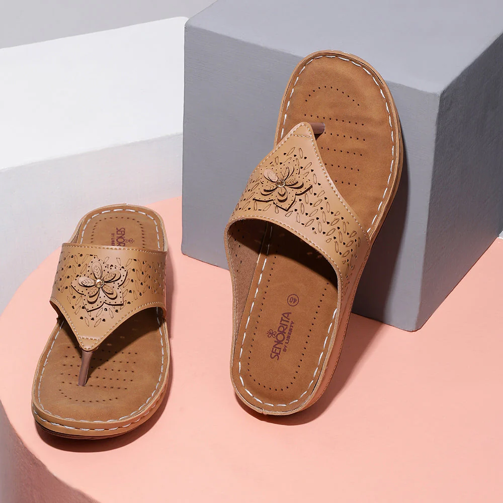 Senorita Casual Beige Slippers For Women LAF-756 By Liberty - Image 4