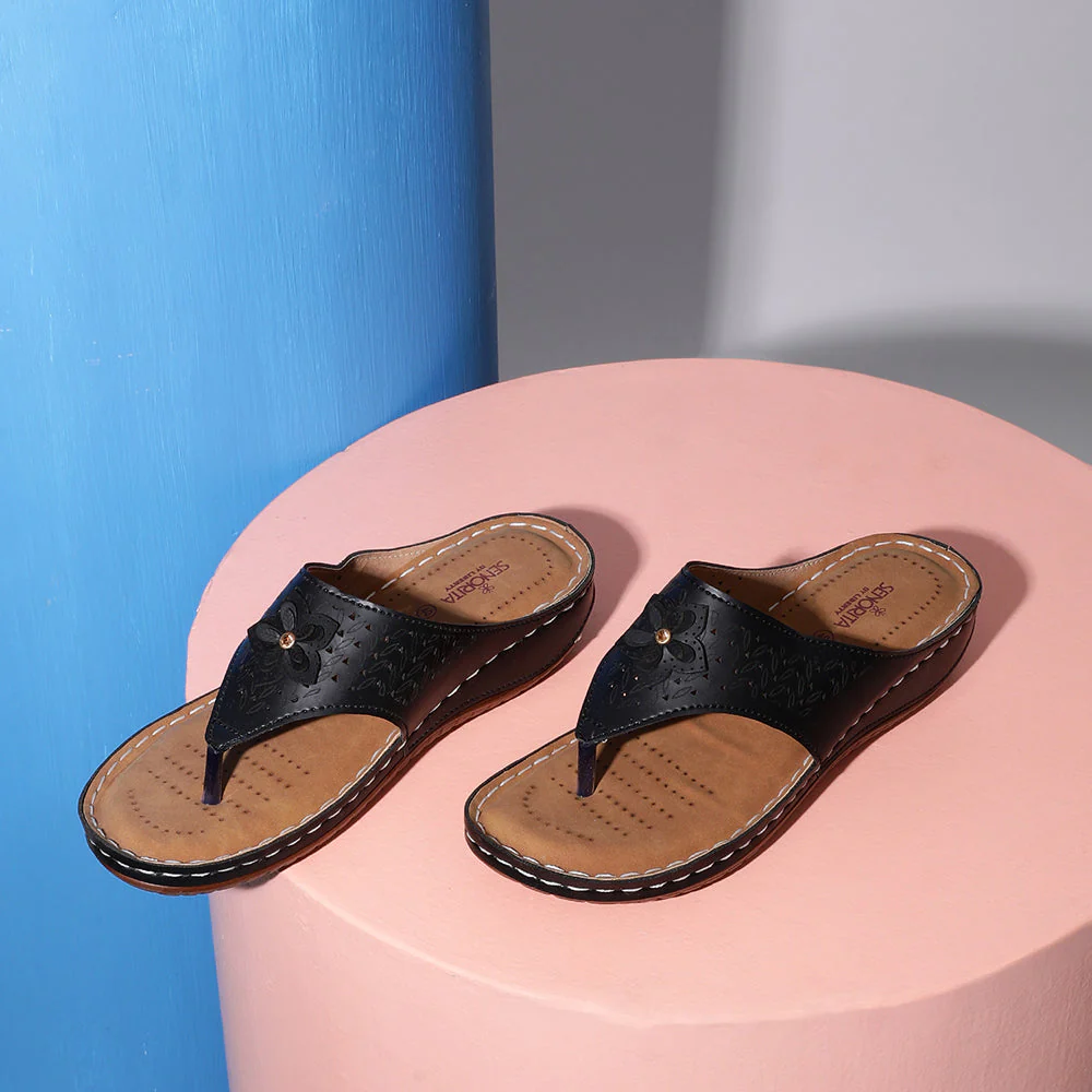 Senorita Casual Black Slipper For Women LAF-756 By Liberty - Image 3