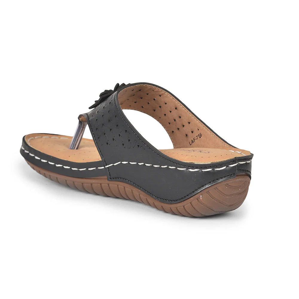 Senorita Casual Black Slipper For Women LAF-756 By Liberty - Image 6