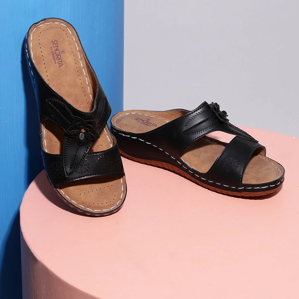 Senorita Casual (Black) Slippers For Women LAF-755 By Liberty - Image 3