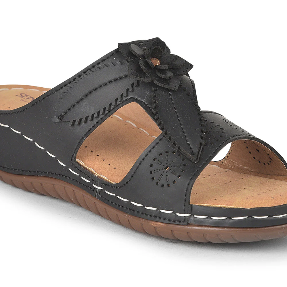Senorita Casual (Black) Slippers For Women LAF-755 By Liberty - Image 5