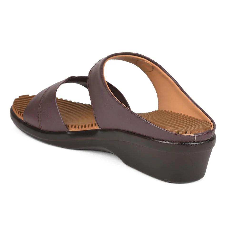 Senorita Casual (Brown) Slippers For Women LAF-1025 By Liberty - Image 3